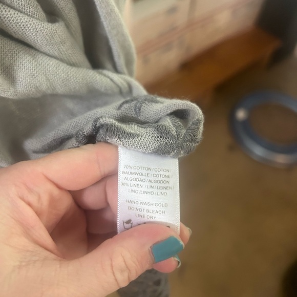 Anthropologie gray embroidered sweater medium - Picture 5 of 5
